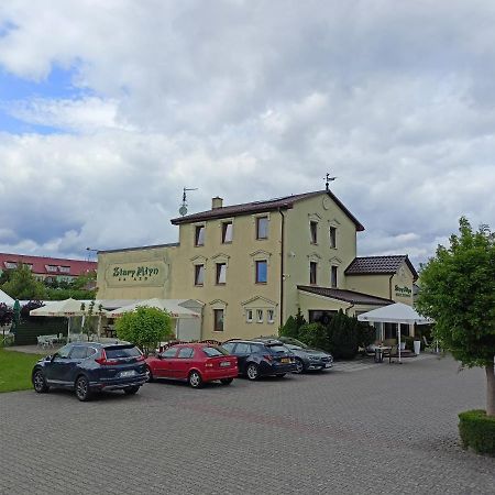 Zajazd Stary Mlyn Świdwin Exteriör bild