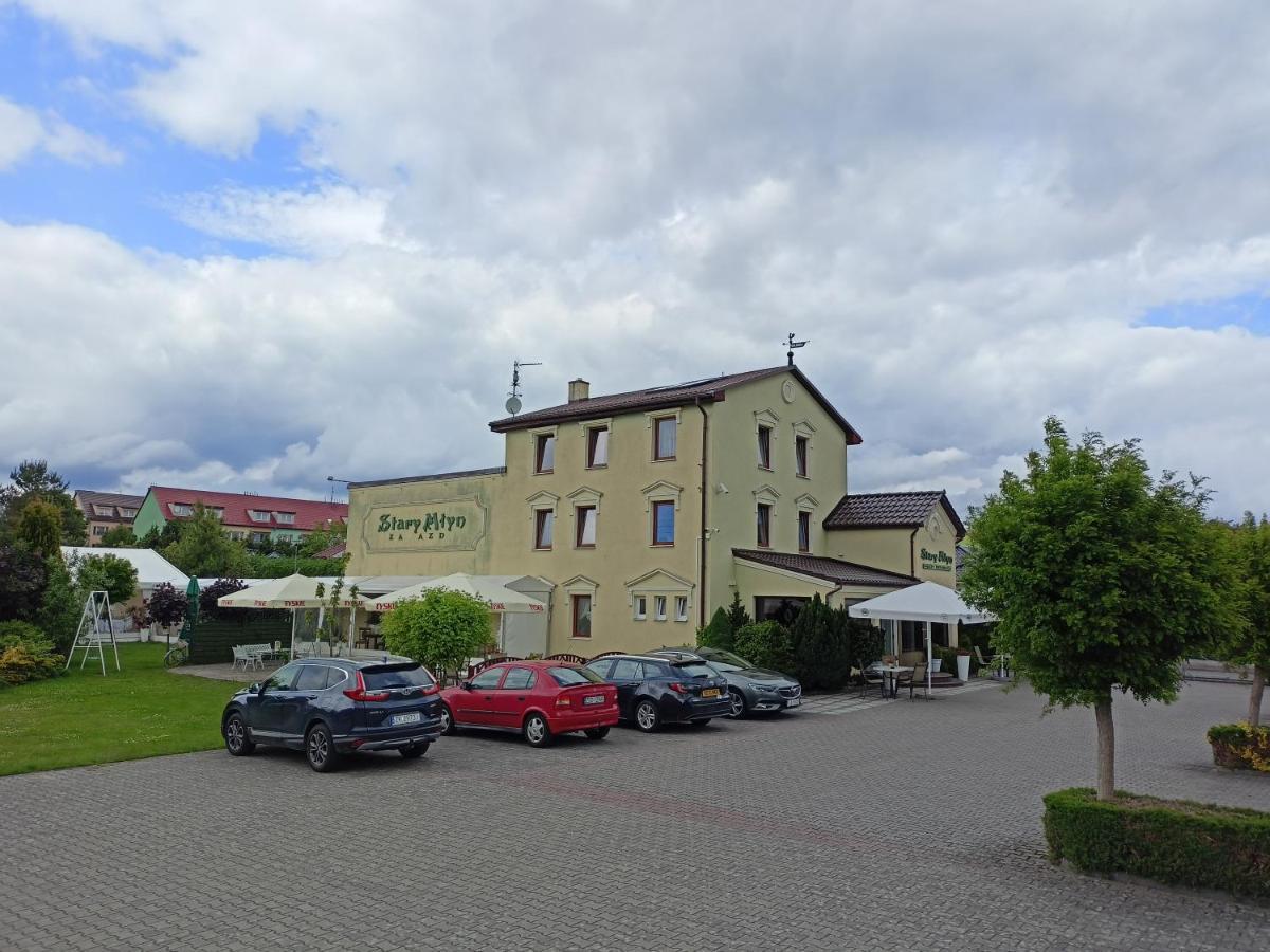 Zajazd Stary Mlyn Świdwin Exteriör bild